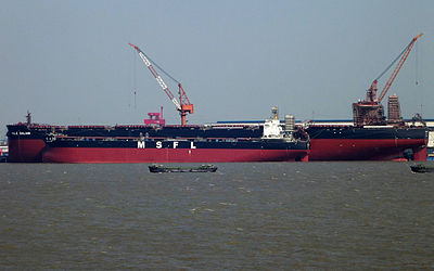 Vale_Dalian_shipyard_20111226